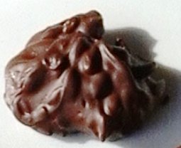 Chocolate sunflower seed kernel cluster